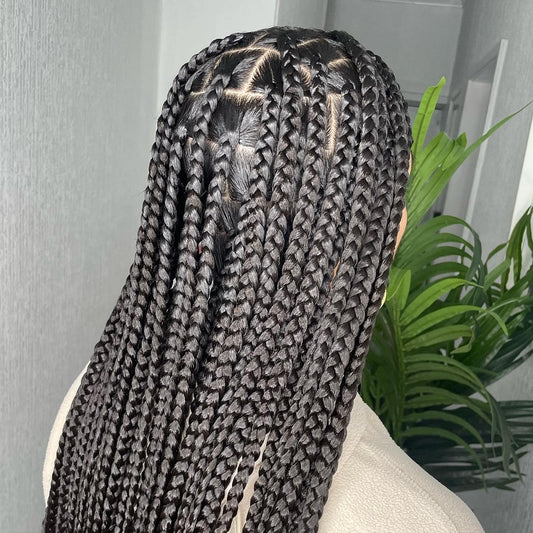 KNOTLESS BRAIDS/BOX BRAIDS